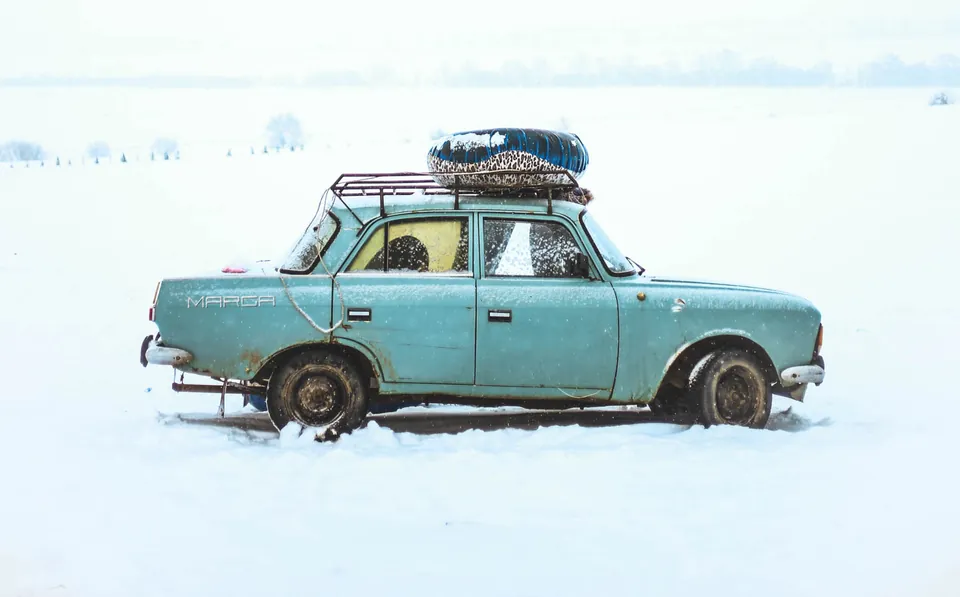 Gallery scene: 081 SnowCar Marga